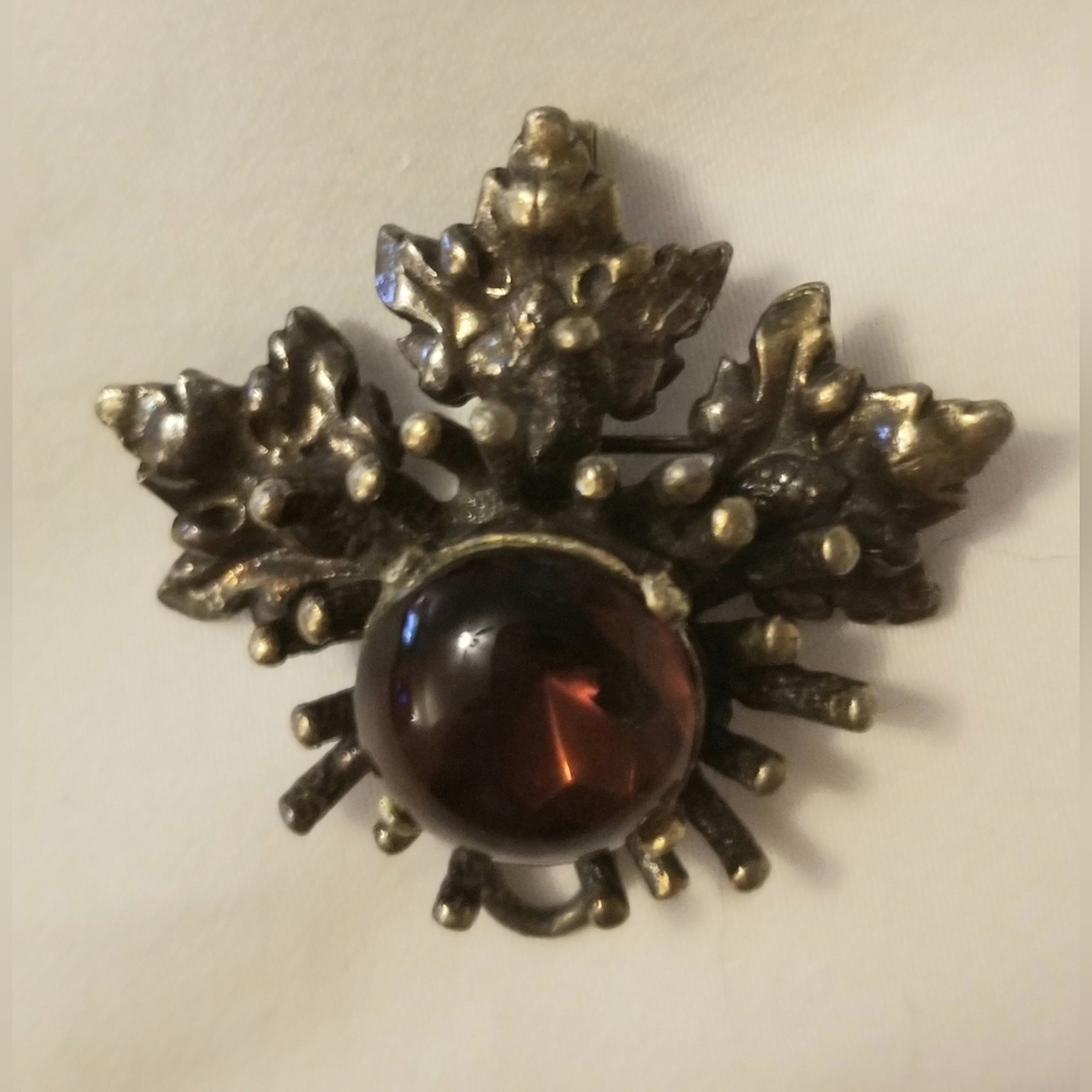 Vintage Brass Leaf Design Brooch / Pin / Pendant With Amber Glass Cabochon